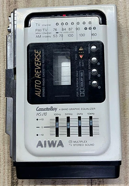 Aiwa HS-J10 ▷ Walkman.land