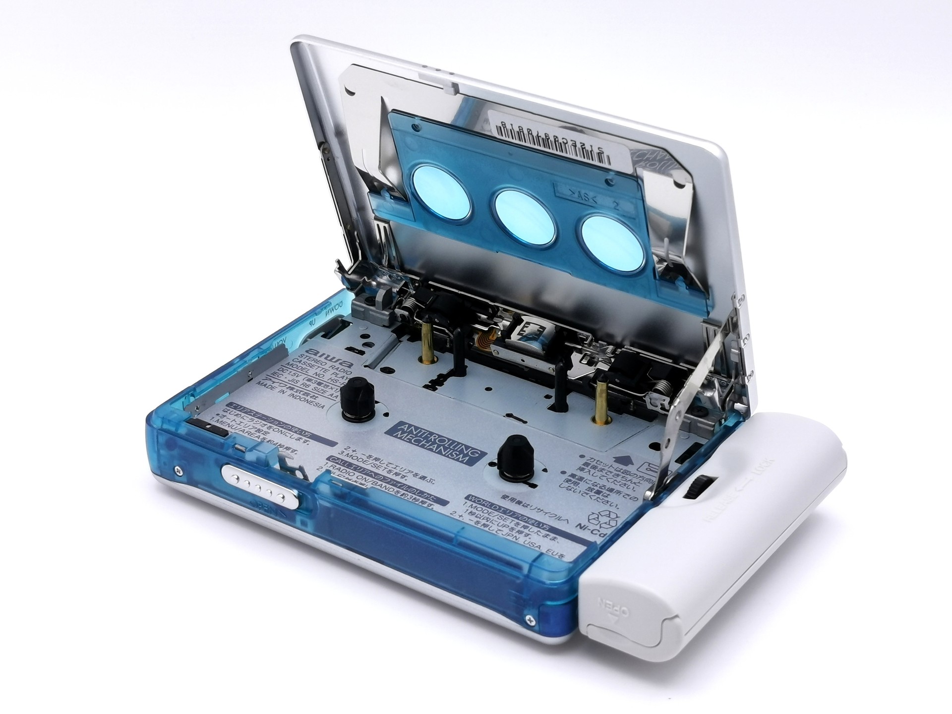 希少アイワ AIWA　HS-RX500　ステレオラジオカセットプレーヤー Aiwa HS-RX500 ▷ Walkman.land
