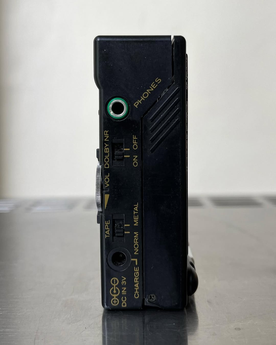 Hitachi CP-35 ▷ Walkman.land