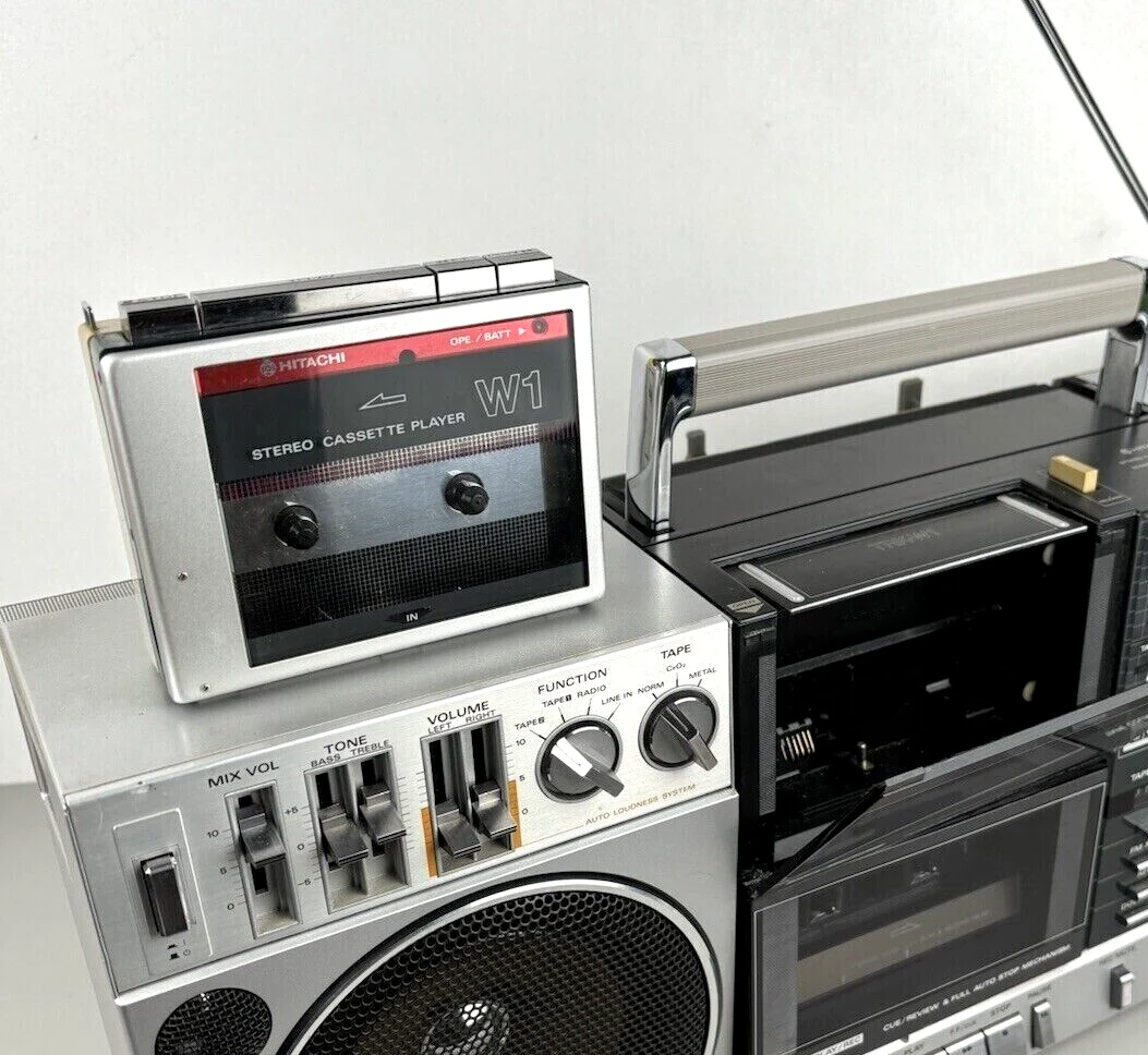 Hitachi CP-W1 ▷ Walkman.land