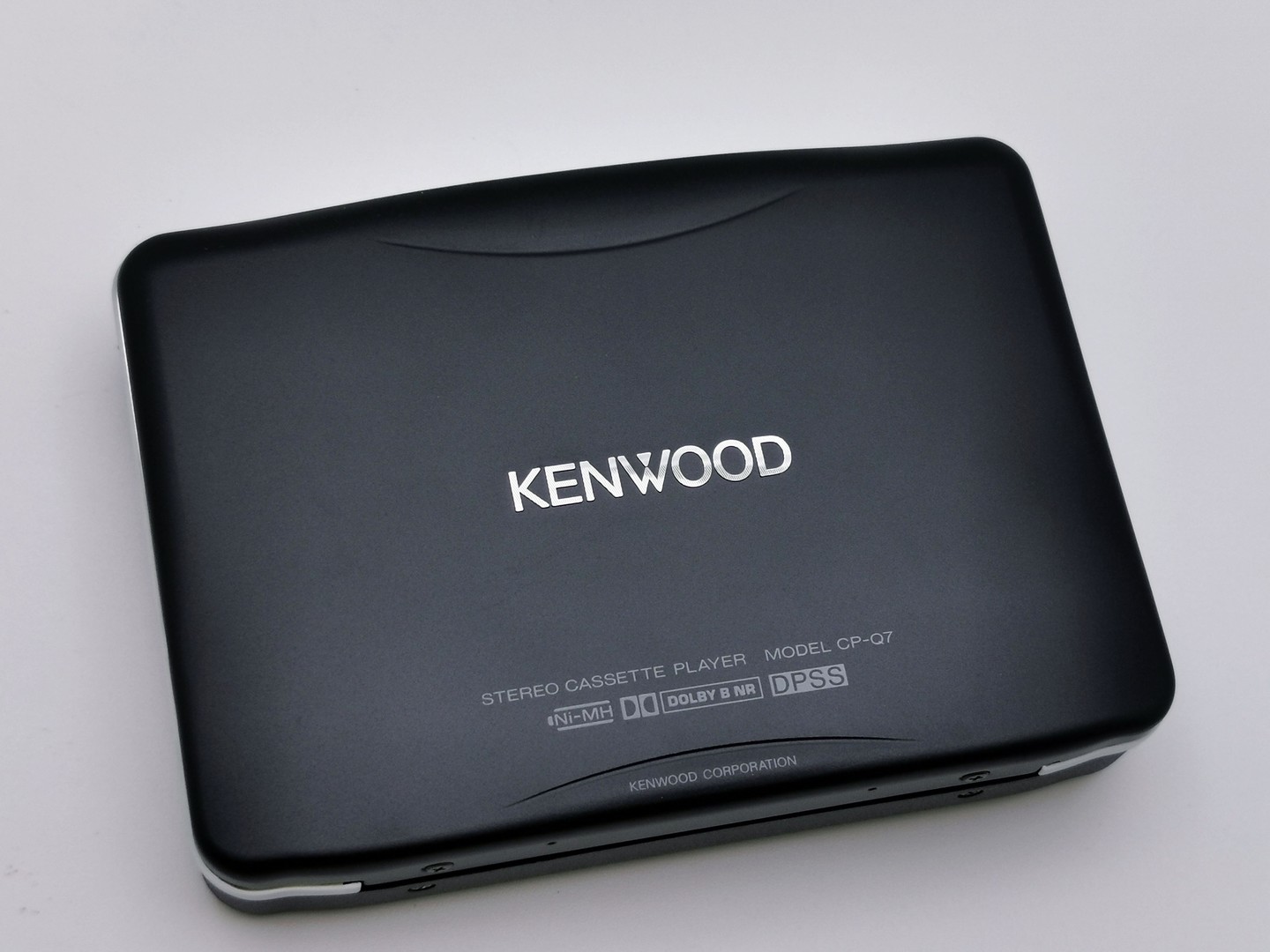 Kenwood-CP-Q7-Angled-front-ig-boxedwalkman