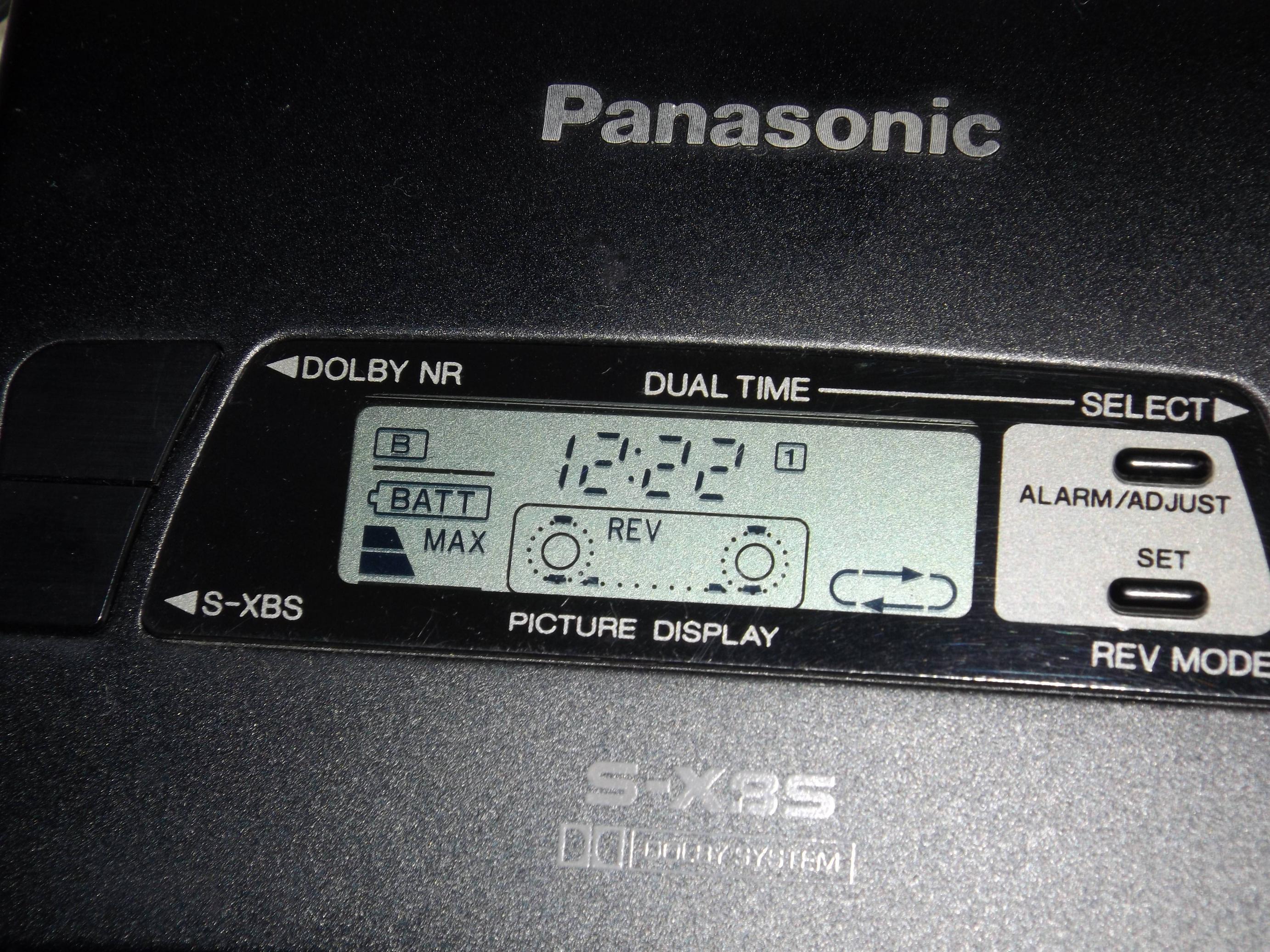 Panasonic カセットプレーヤーRQ-SW44 Panasonic Shock Wave Stereo Radio Cassette Player RQ-SW44V TESTED