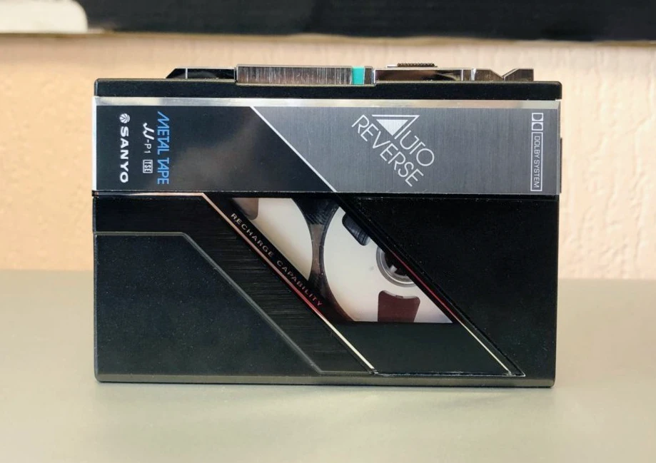 【ジャンク品】SANYO JJ-P1 Sanyo JJ-P1 ▷ Walkman.land