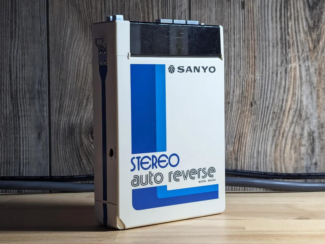 通電OK SANYO MB-60 ワールド レシーバー ラジオ Yahoo!オークション - 【SANYO】MB-60 ANT-60 PLL WORLD SYNTHESIZED R