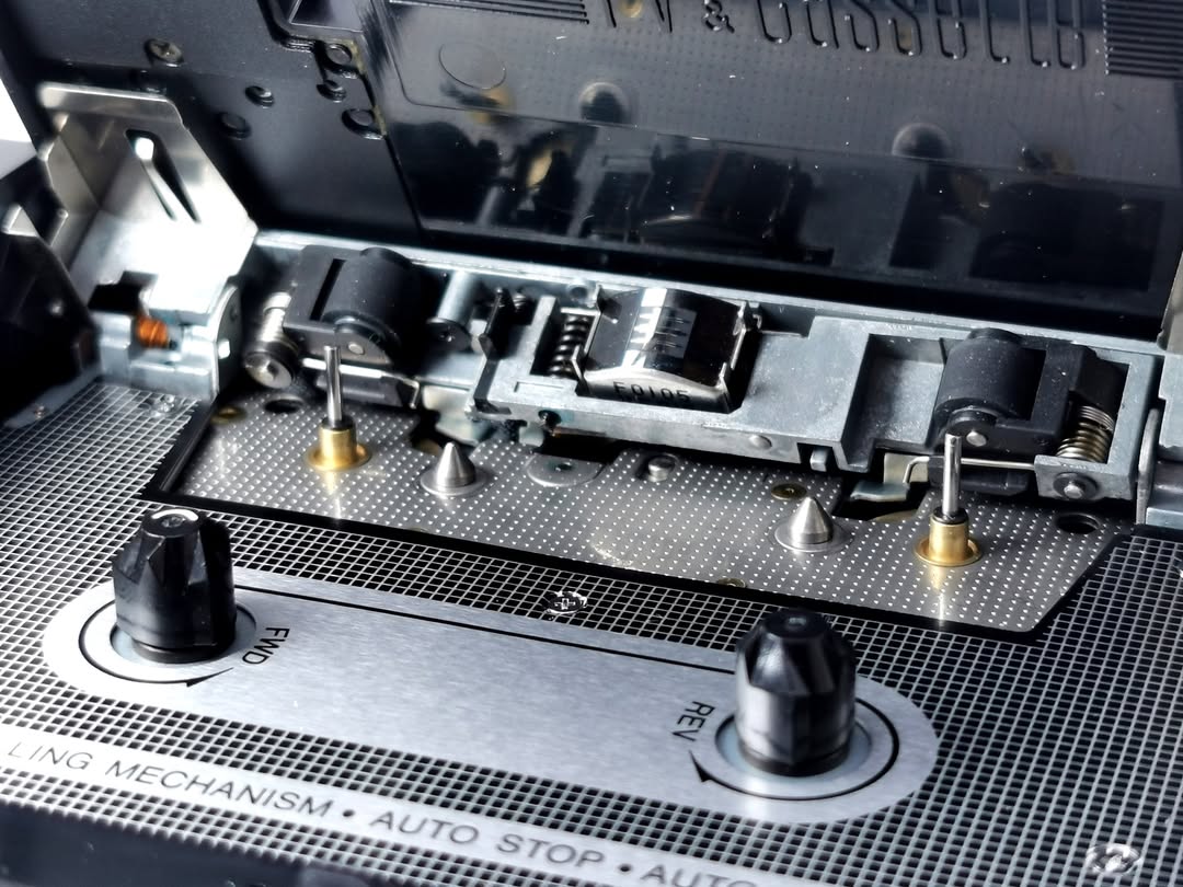 Sharp JC-TV10 ▷ Walkman.land