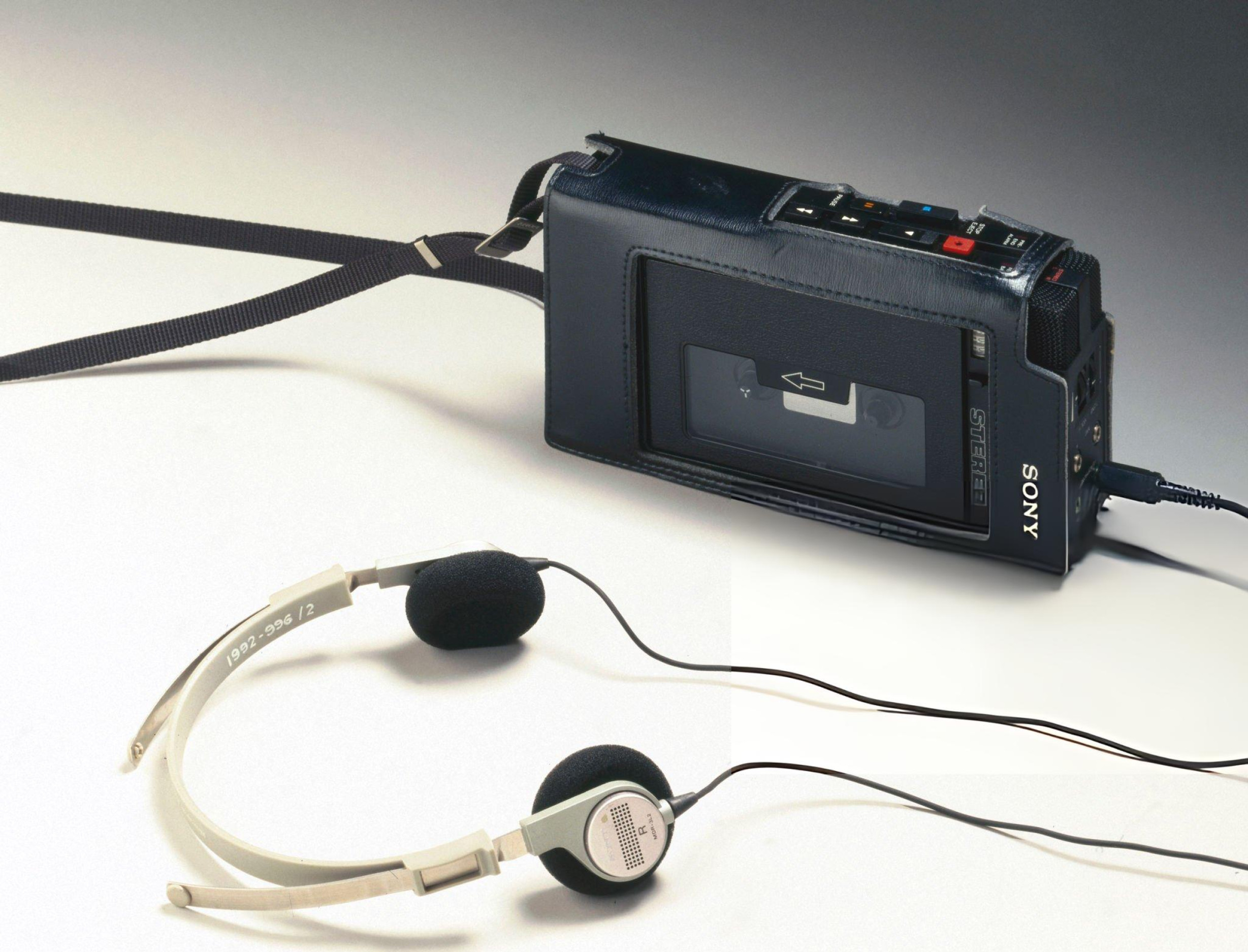 Sony TCS-300 ▷ Walkman.land