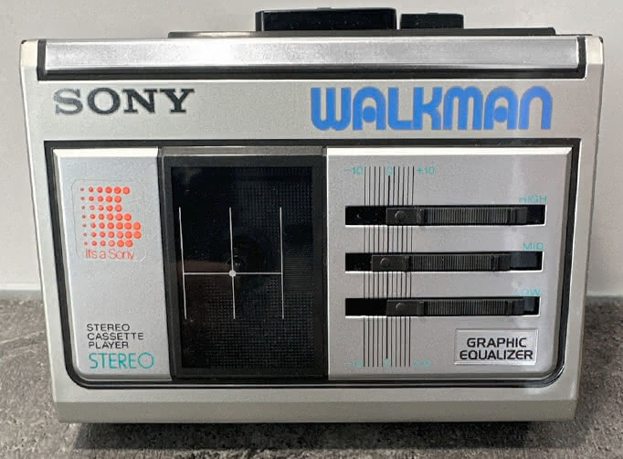 SONY WM-33 カセットウォークマン Sony WM-33 ▷ Walkman.land