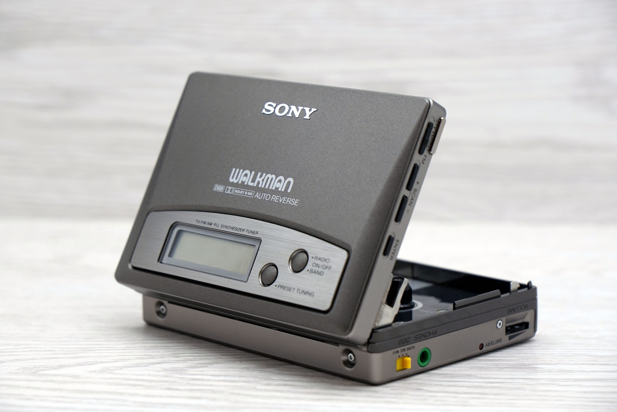 Sony WM-F181 ▷ Walkman.land