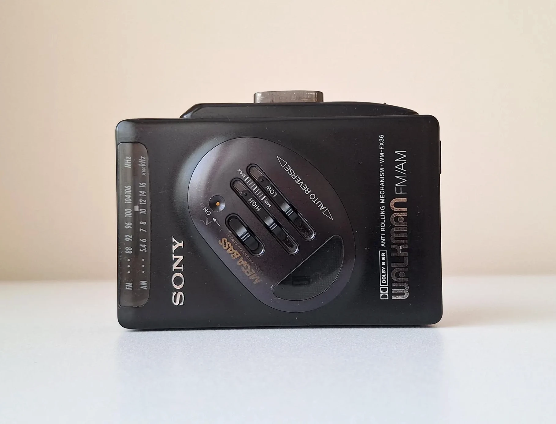 sony_wm-fx36_5.webp