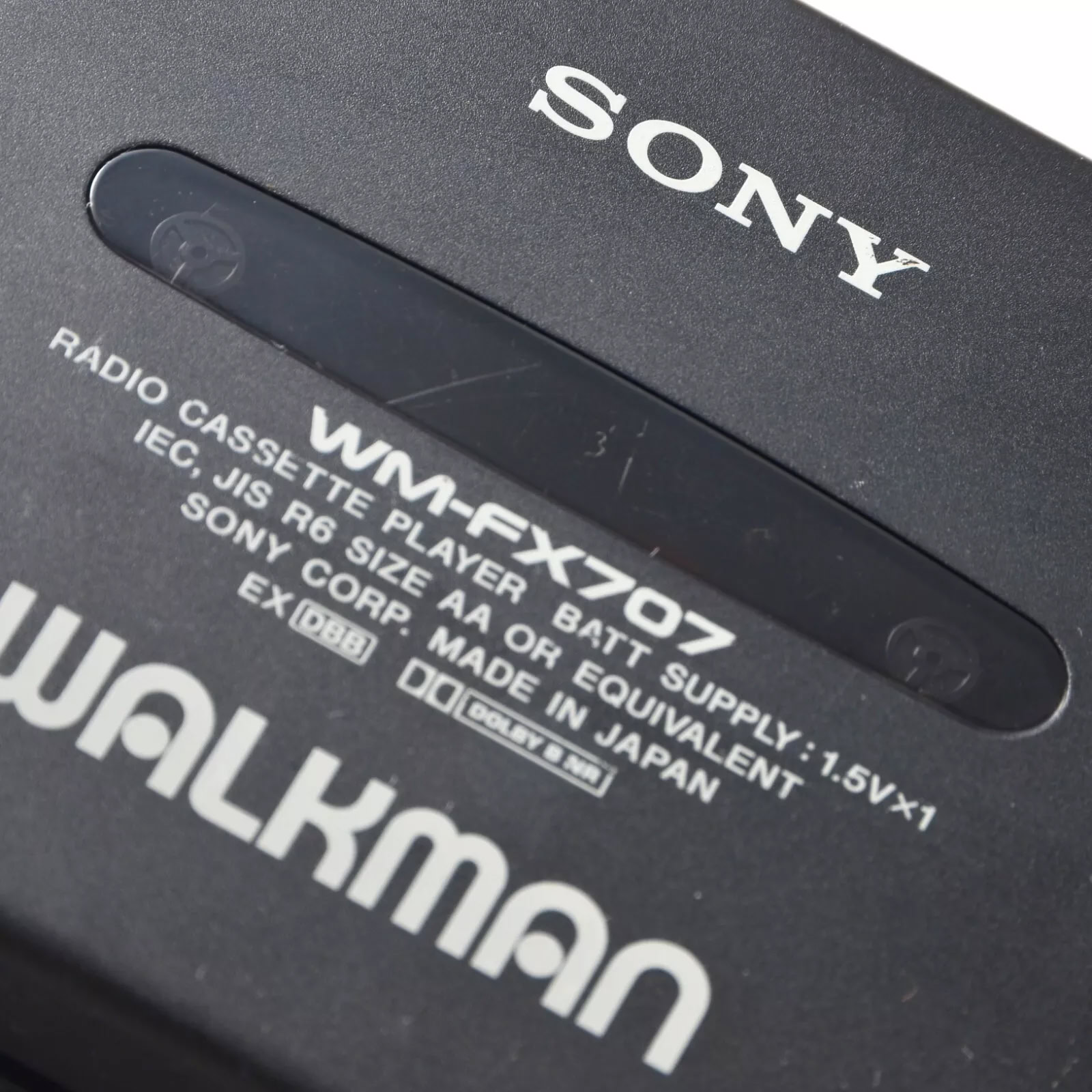 ソニーWM-FX707 動作品　ラジオカセットウォークマン SONY 1992年 カセットウォークマン WM-FX707 - YouTube