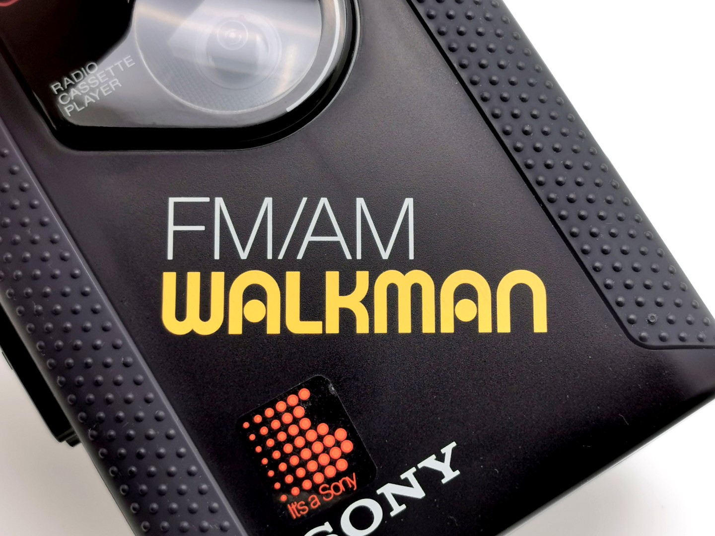 Sony_WM-K1_-_Focus_Walkman_logo_front_ig-boxedwalkman