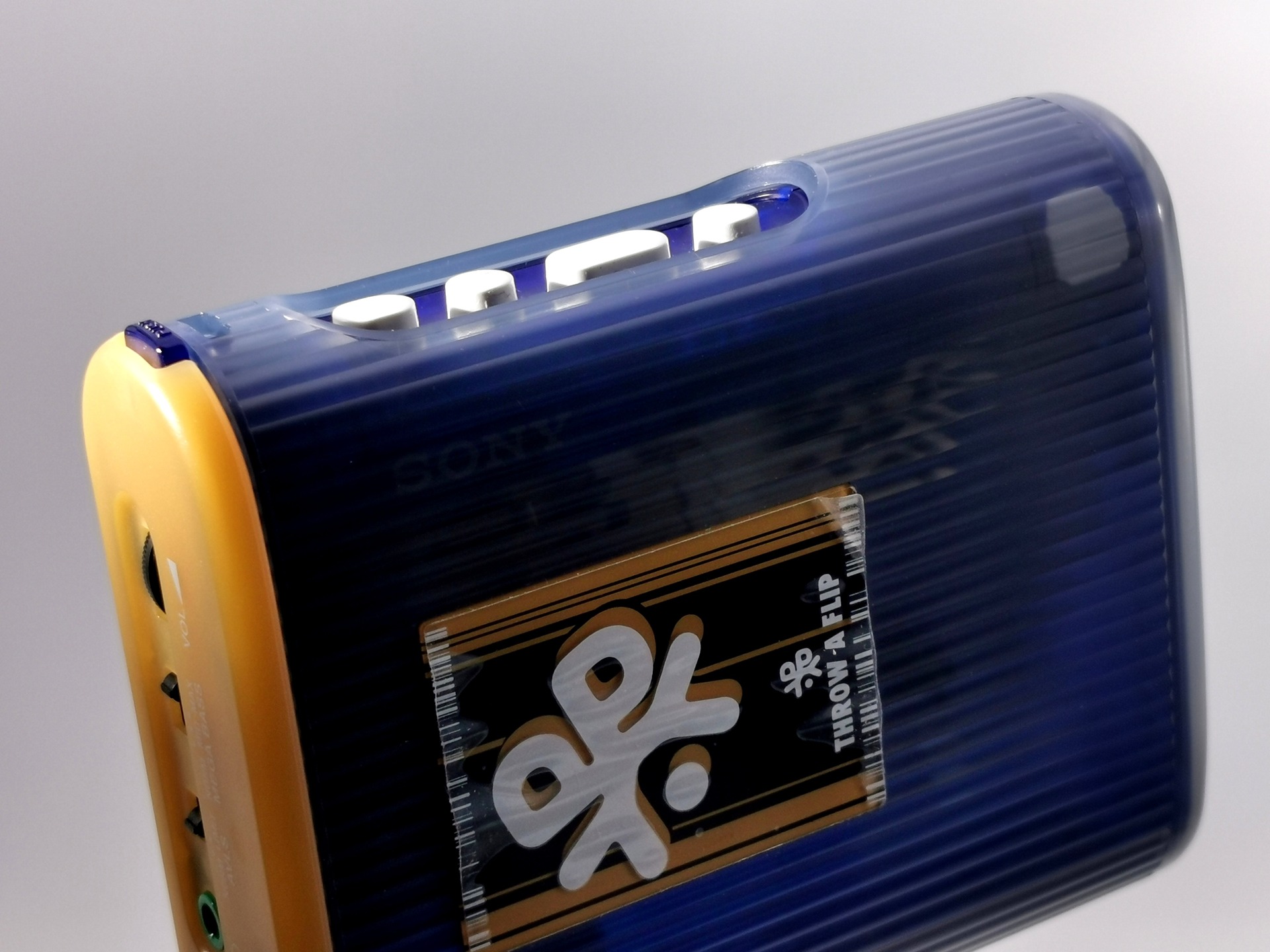 Sony_YP-ES20_-